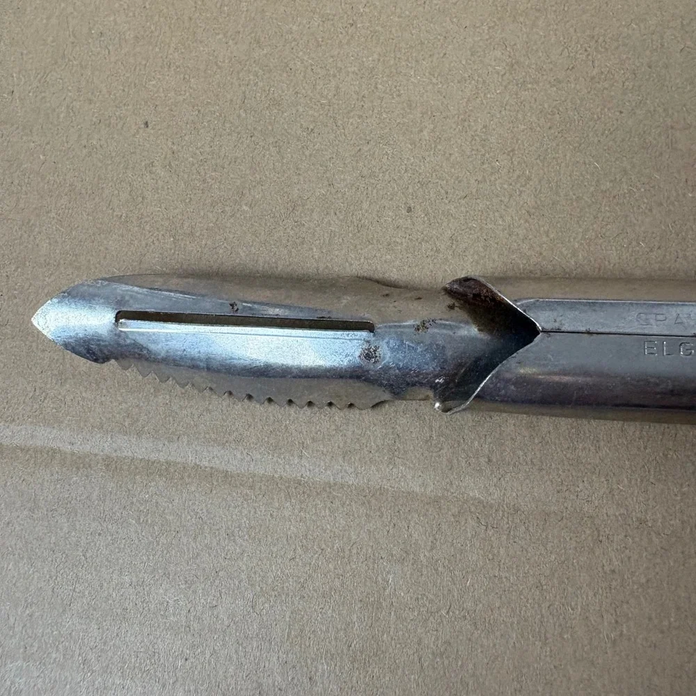 Real-A-Peel Grayline Housewares Inc Elgin Ill USA Peeler Serrated‎ Edge Vintage